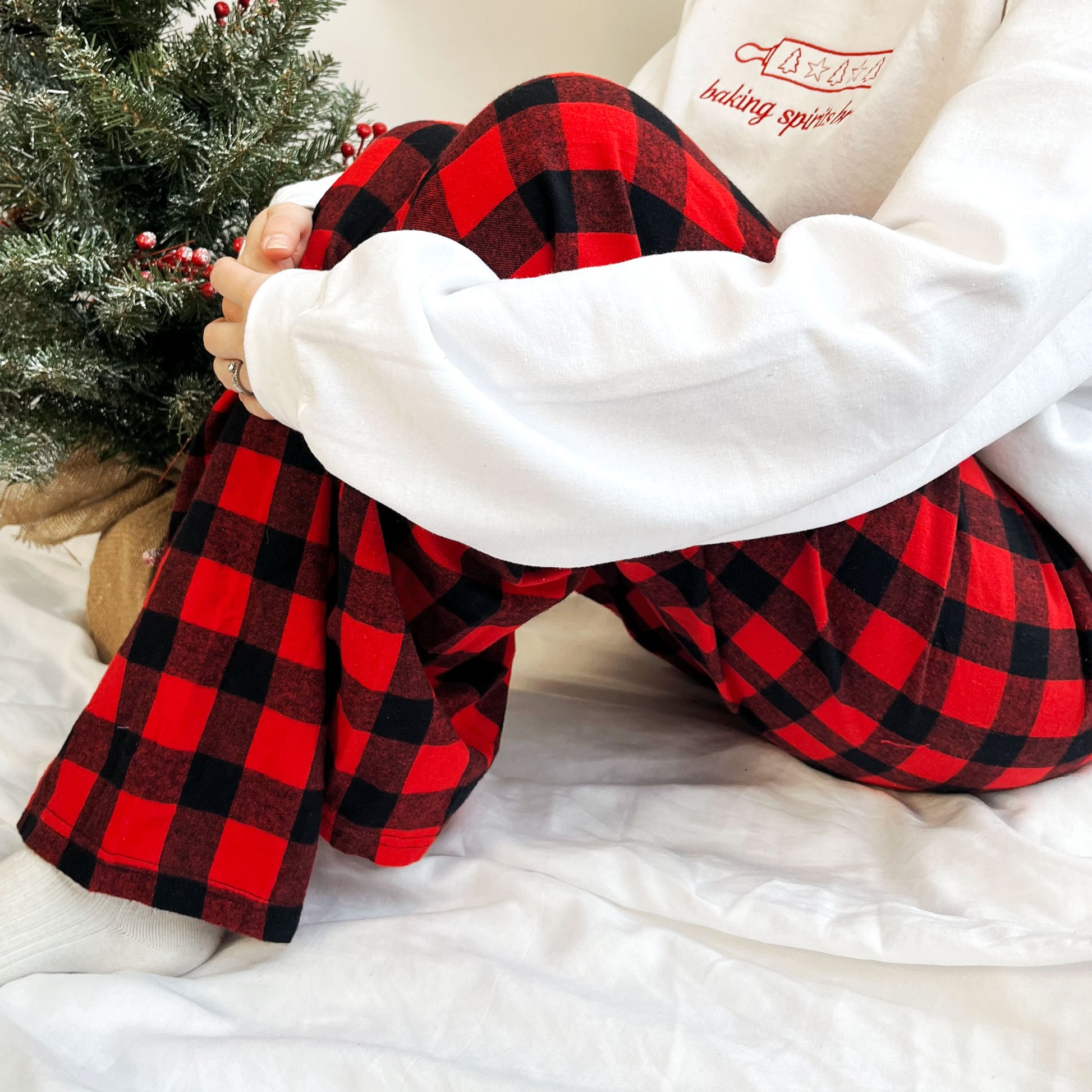 red and black buffalo plaid christmas pajama pants