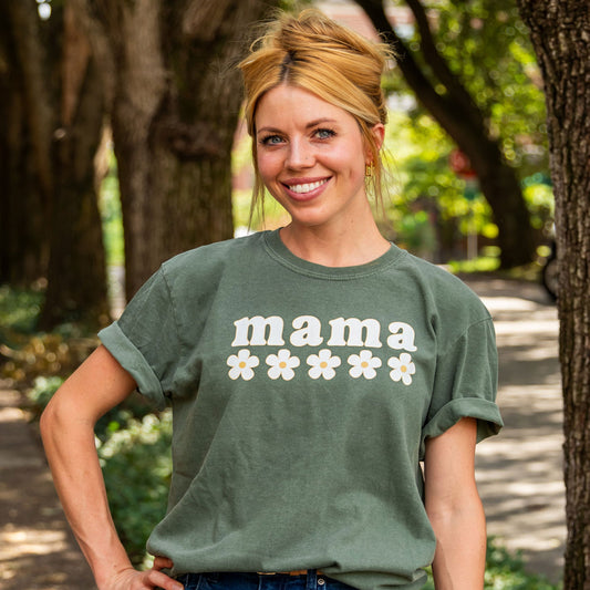 Retro Daisy Mama Comfort Colors T-Shirt