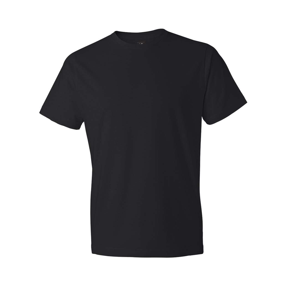 black crewneck t-shirt