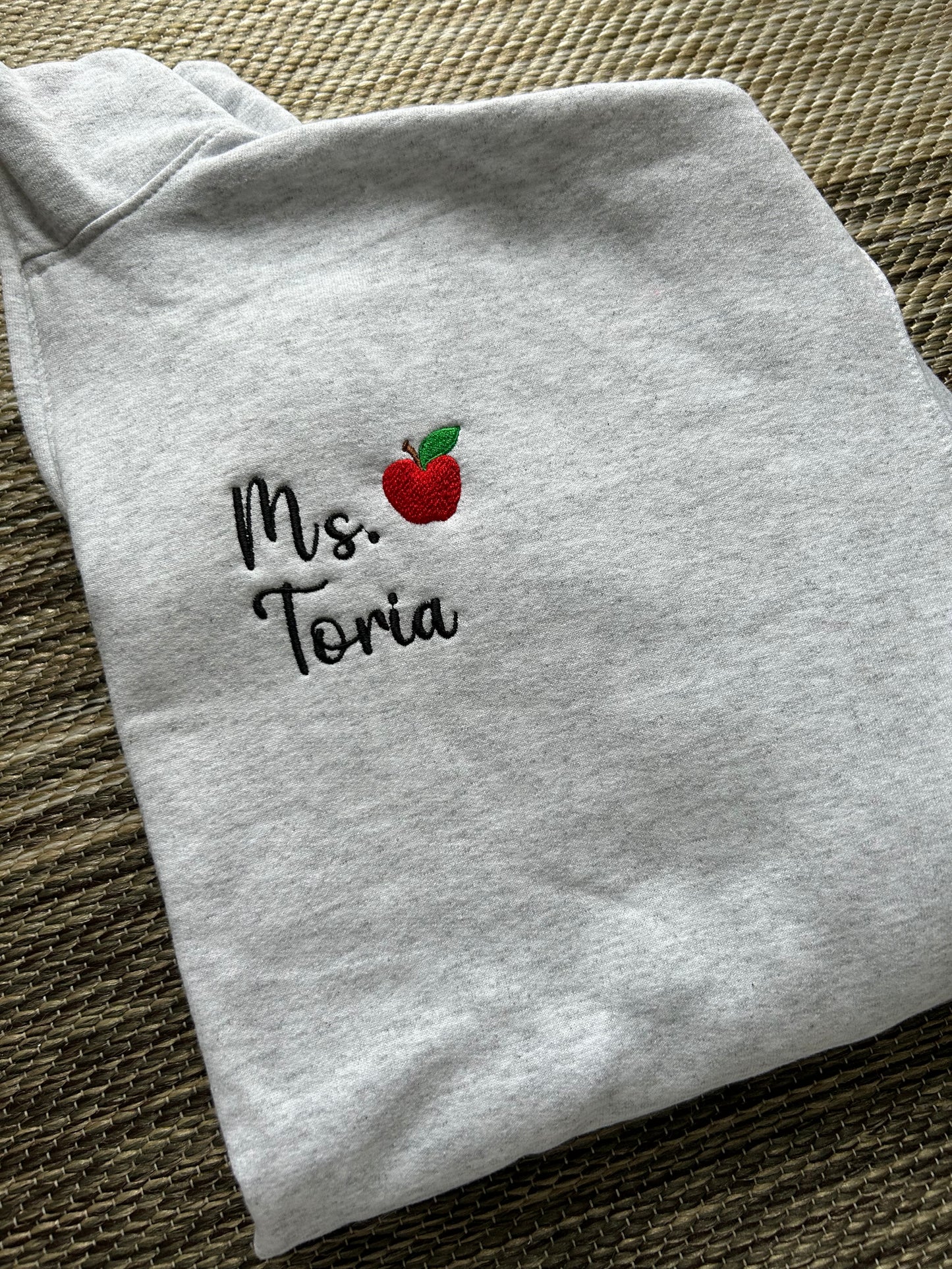 Ash Mini Apple Personalized Teacher Quarter Zip | XL | Ms. Toria | Blooper