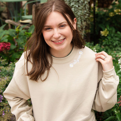 Custom Neckline Name Gemma Crewneck Sweatshirt with Daisies