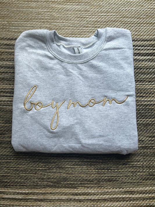 Ash Boy Mom Embroidered Crewneck Sweatshirt | Medium | Blooper